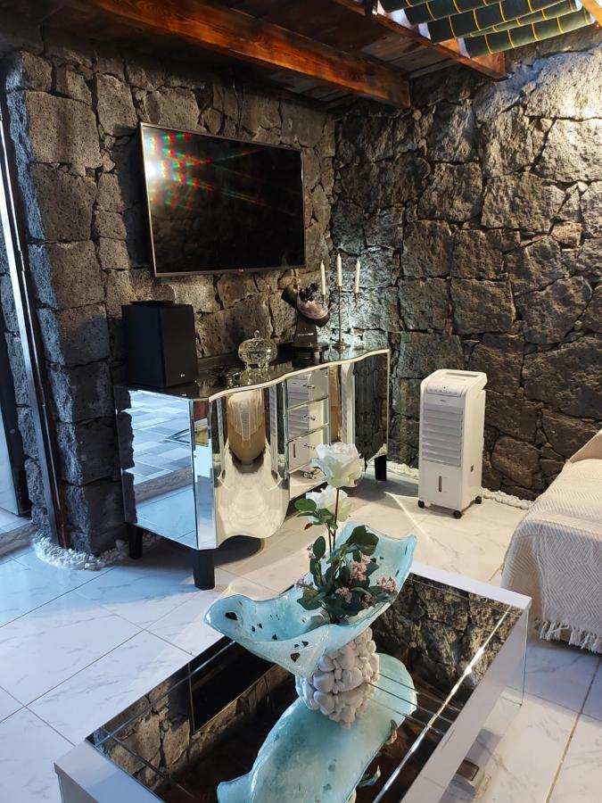 Aloelux Villa ! - Private Villa With Jacuzzi, Cinema ,Massage ,Wonderful View, Art Desing Villa Conil Bagian luar foto