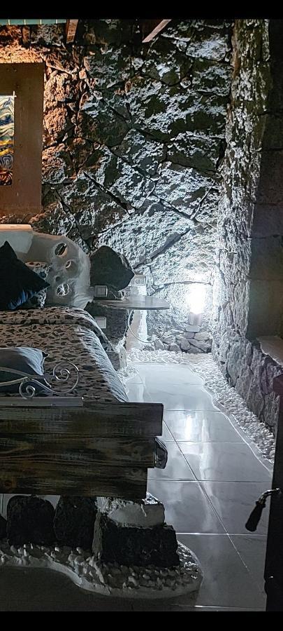 Aloelux Villa ! - Private Villa With Jacuzzi, Cinema ,Massage ,Wonderful View, Art Desing Villa Conil Bagian luar foto