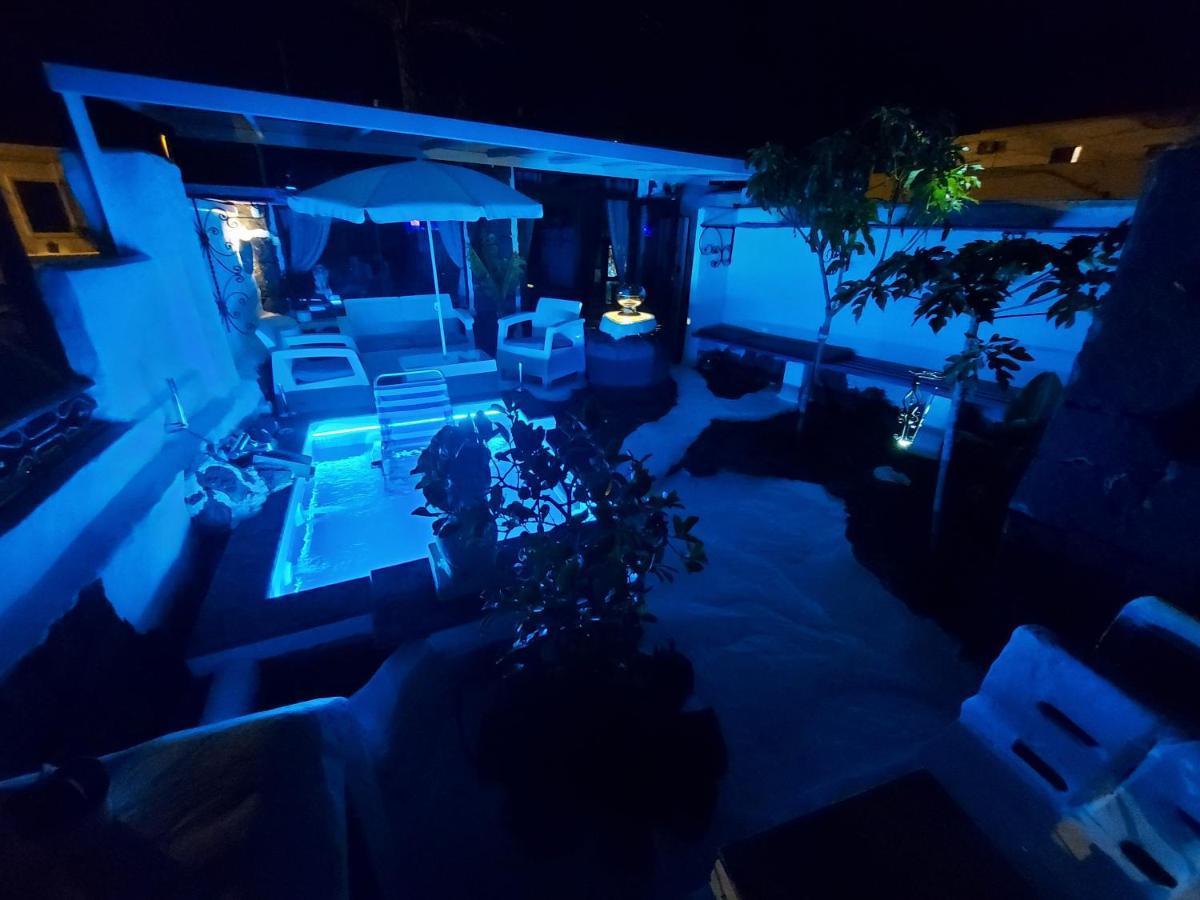 Aloelux Villa ! - Private Villa With Jacuzzi, Cinema ,Massage ,Wonderful View, Art Desing Villa Conil Bagian luar foto
