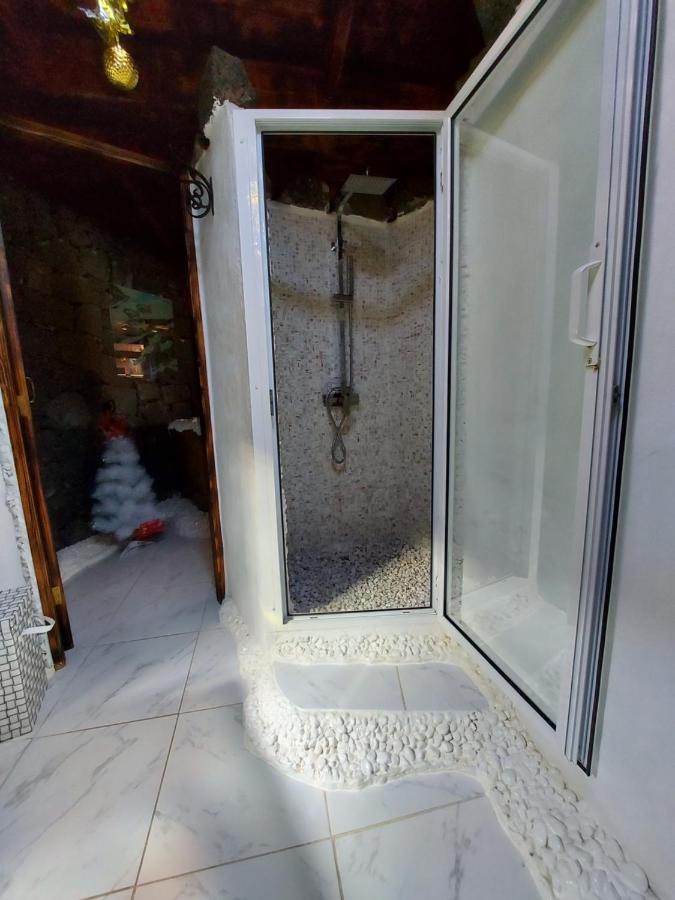 Aloelux Villa ! - Private Villa With Jacuzzi, Cinema ,Massage ,Wonderful View, Art Desing Villa Conil Bagian luar foto