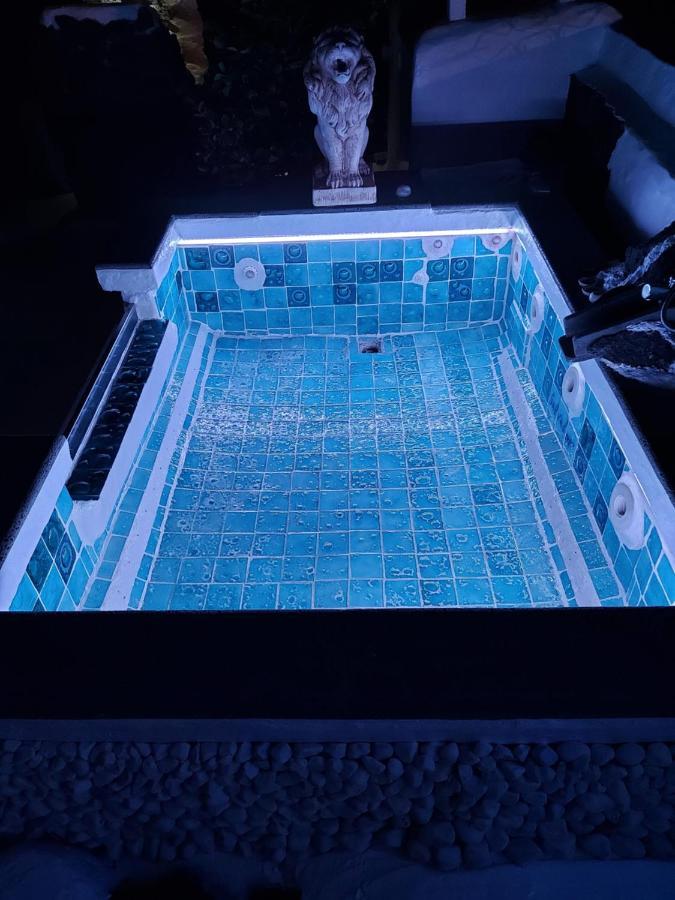 Aloelux Villa ! - Private Villa With Jacuzzi, Cinema ,Massage ,Wonderful View, Art Desing Villa Conil Bagian luar foto